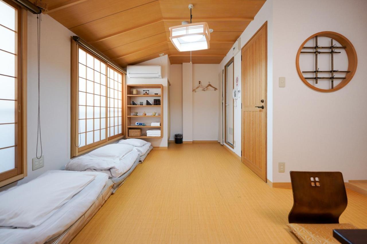 July Hotel 2*